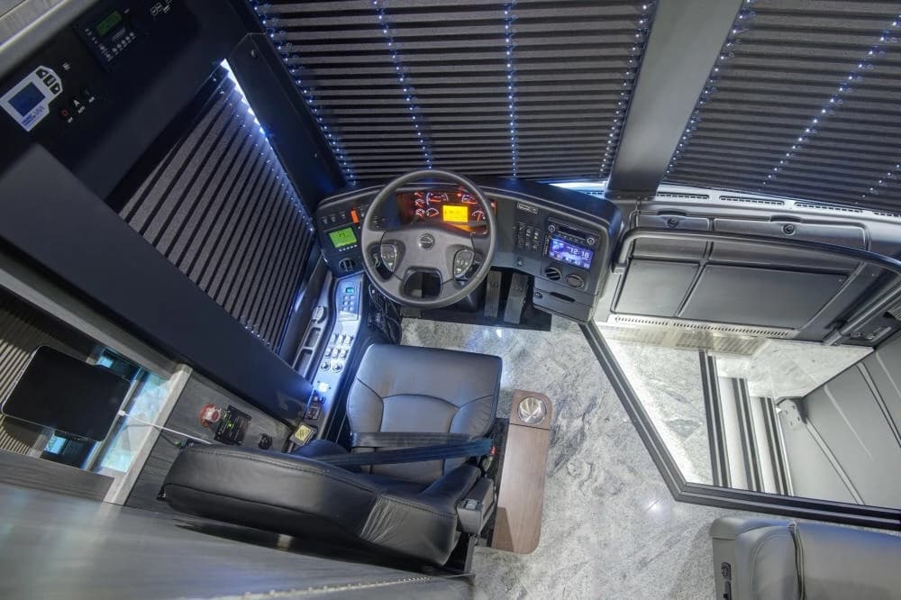 2025 Prevost Florida Coach X3 Motorhome - Image 4