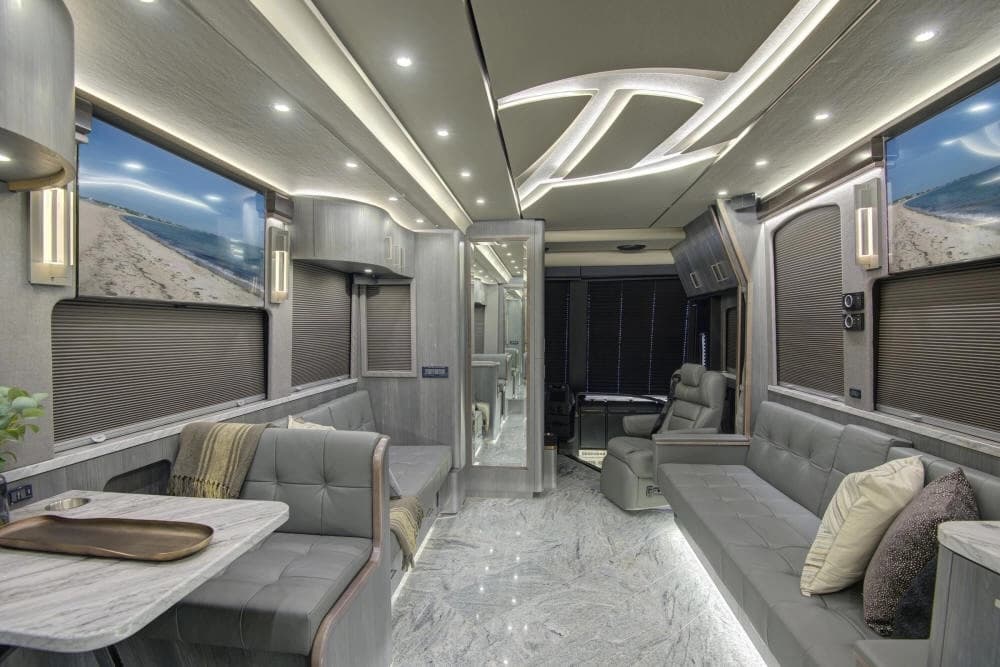 2025 Prevost Florida Coach X3 Motorhome - Image 7