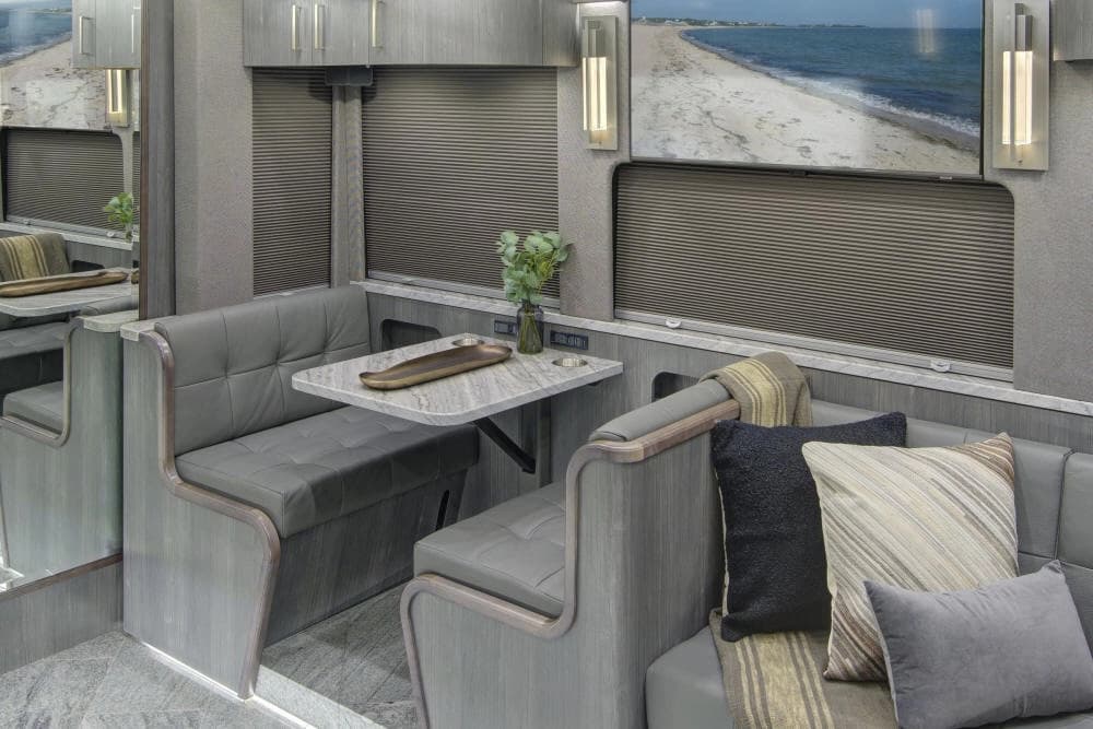 2025 Prevost Florida Coach X3 Motorhome - Image 8