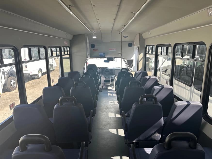 2025 Ford E450 Starcraft Allstar Shuttle Bus - Image 3