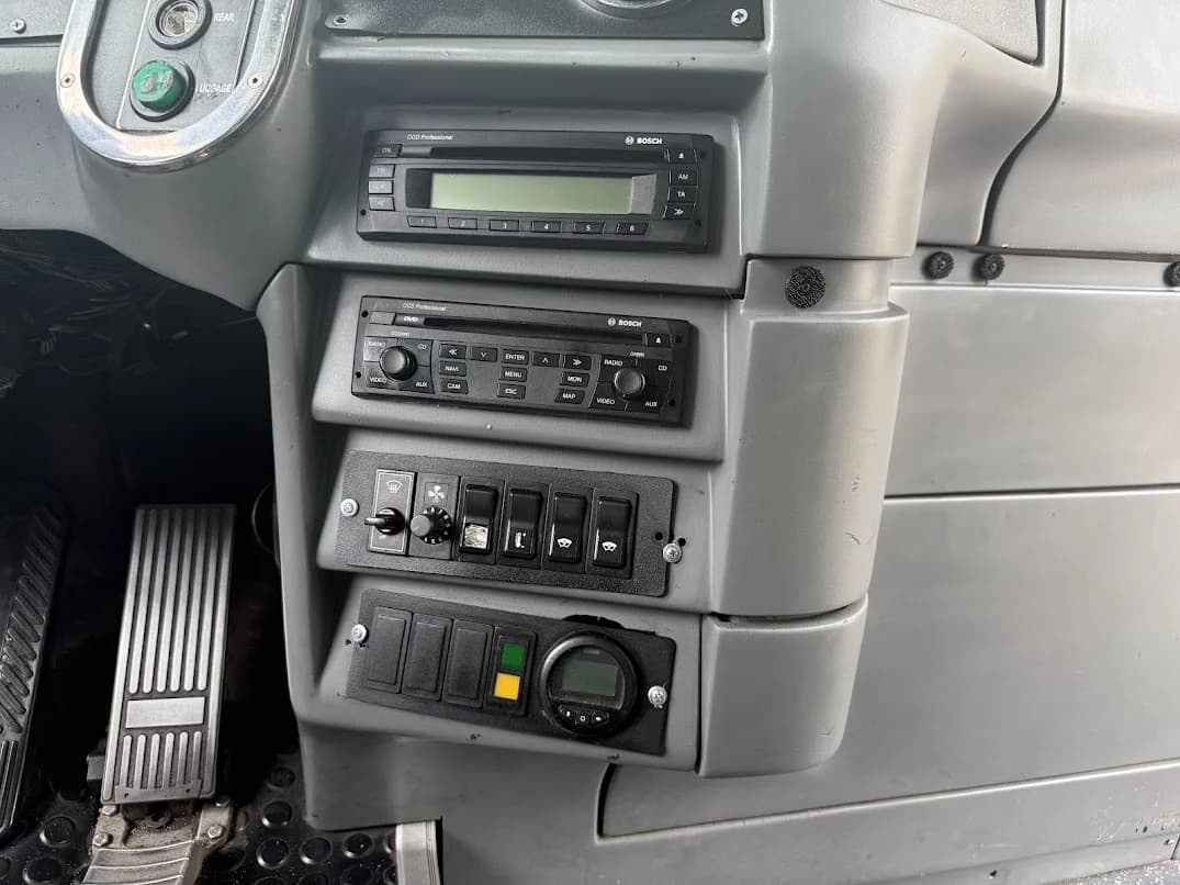 2017 Van Hool TD925 Double Decker - Image 12