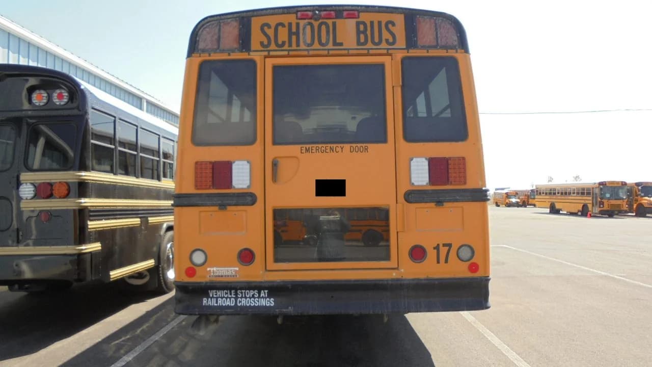 2015 Freightliner Thomas School Bus - Image 3