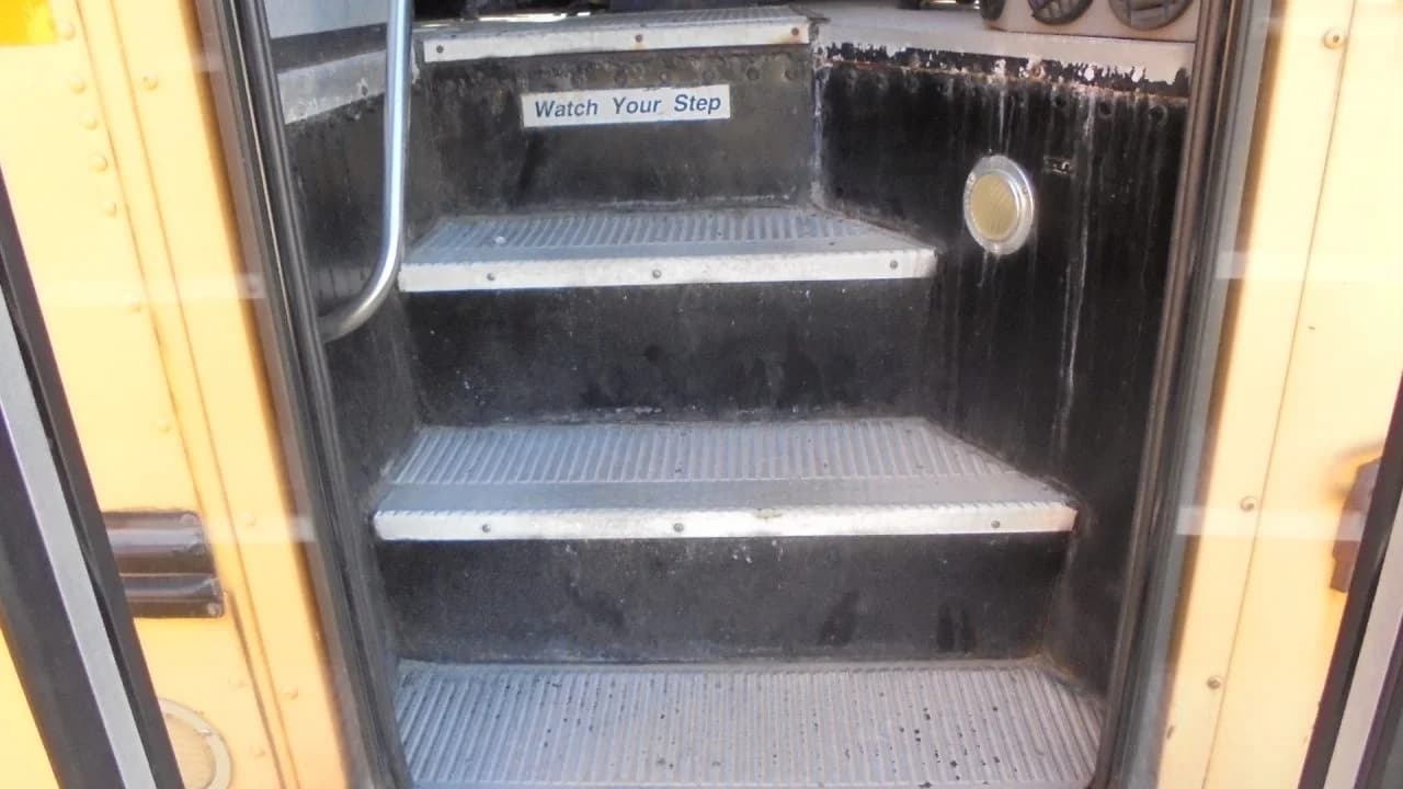 2009 Blue Bird Type D School Bus - Image 4
