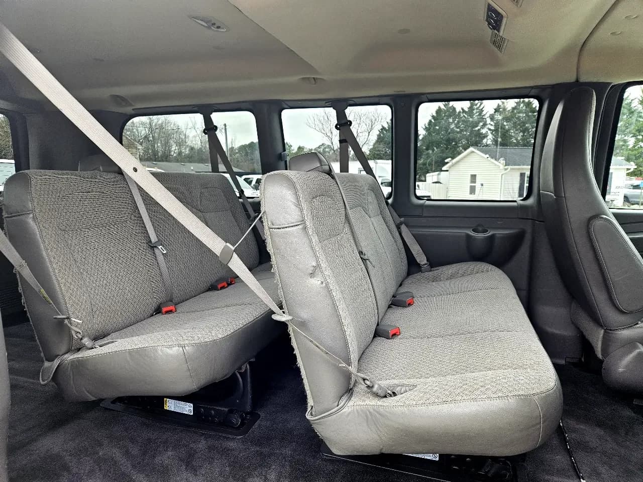 2014 Chevrolet Express LT 1500 Passenger Van - Image 10