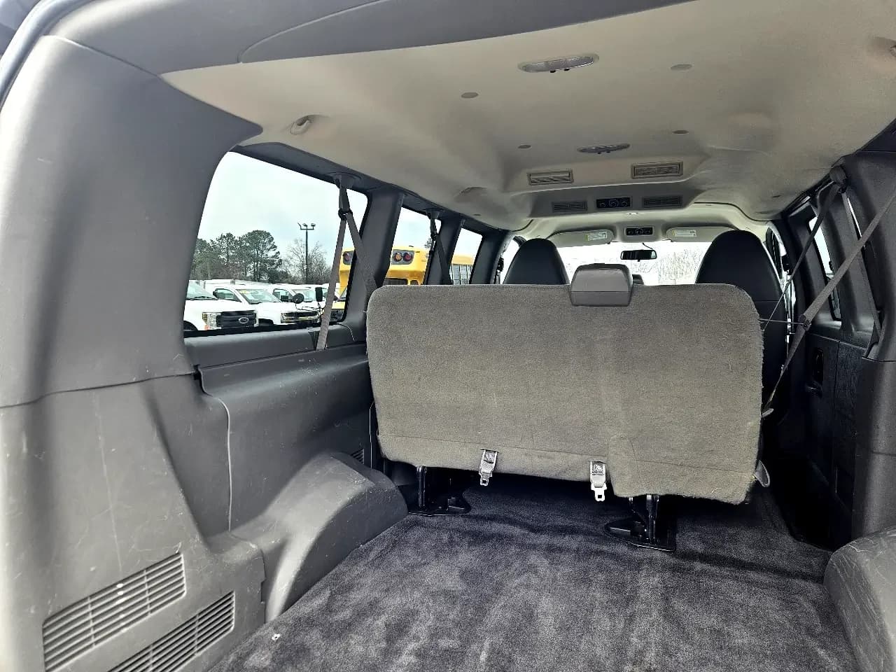 2014 Chevrolet Express LT 1500 Passenger Van - Image 8