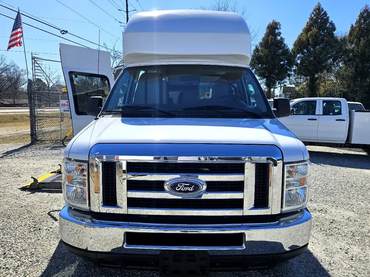 2014 Ford E350 ADA Passenger Van - Image 2