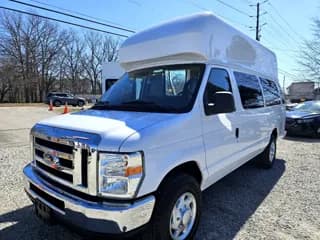 2014 Ford E350 bus