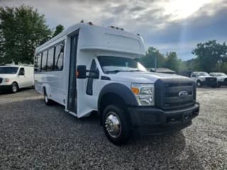 2014 Ford F450 bus