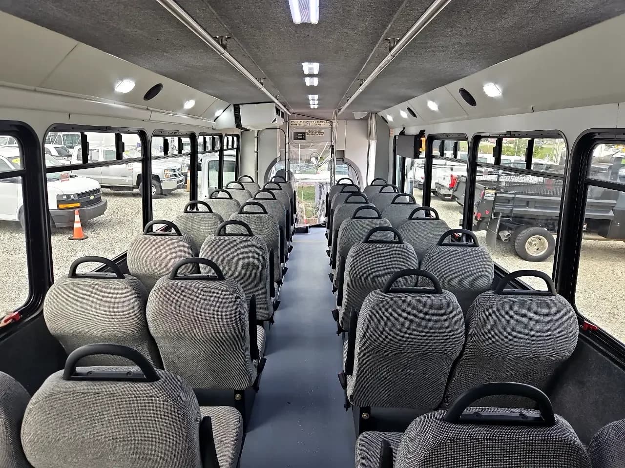 2017 Ford F650 Senator HD Shuttle Bus - Image 14