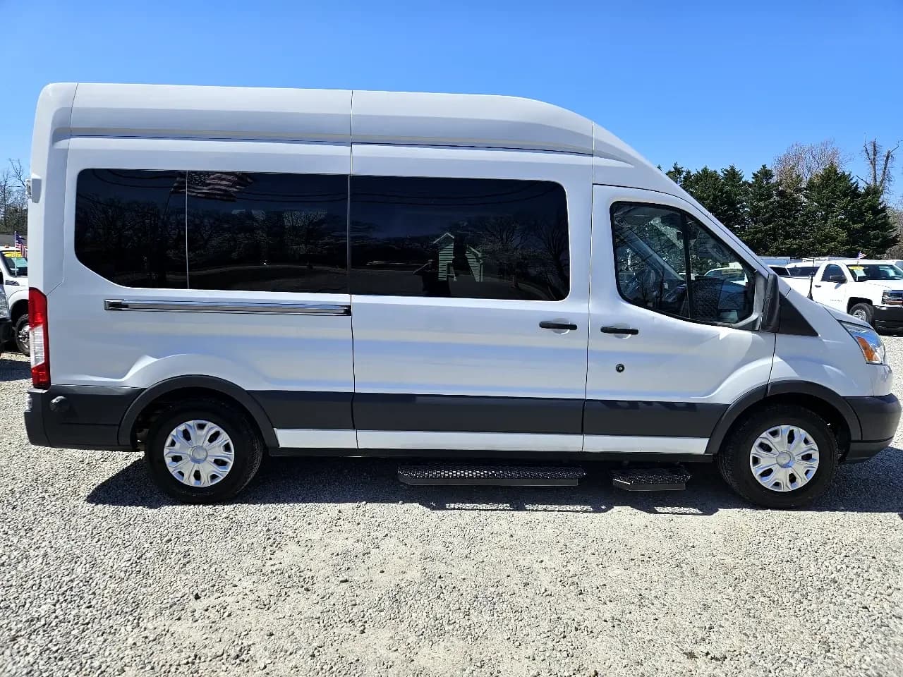 2016 Ford Transit 350 XLT High Roof Passenger Van - Image 3