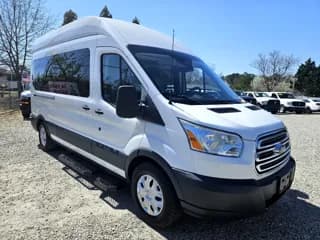 2016 Ford Transit 350 XLT bus