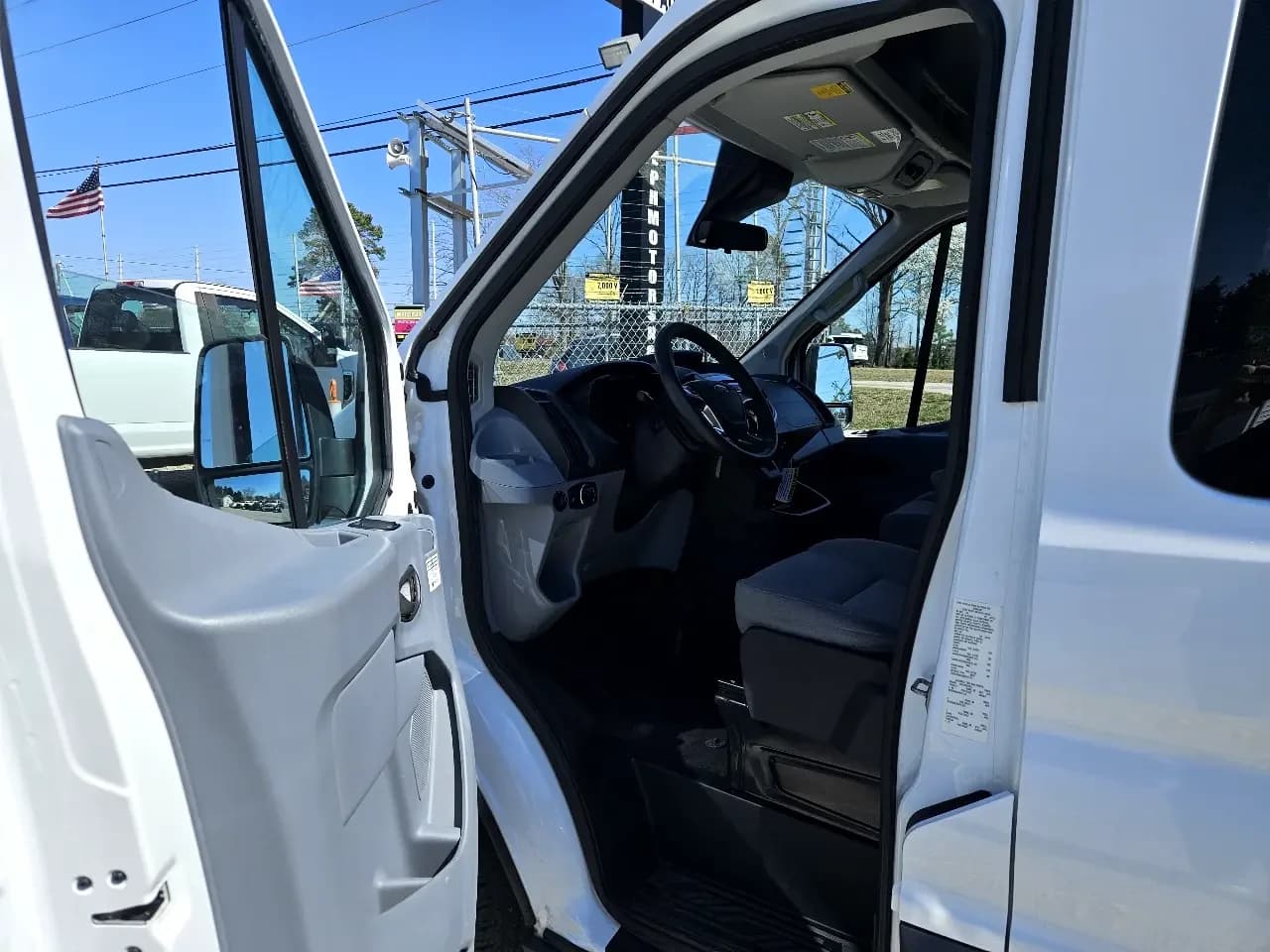 2016 Ford Transit 350 XLT High Roof Passenger Van - Image 5