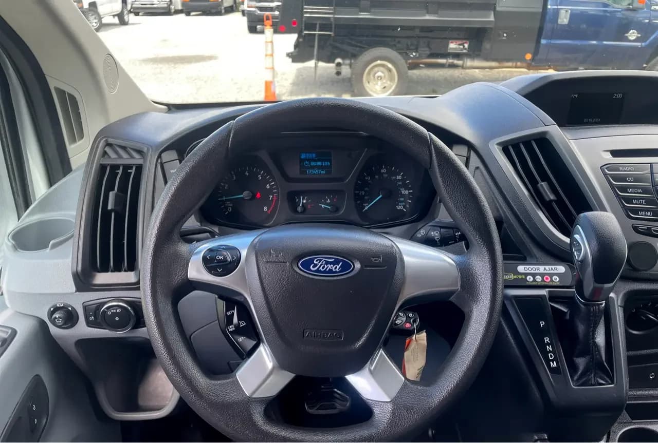 2018 Ford Transit 350 XL High Roof Passenger Van - Image 7