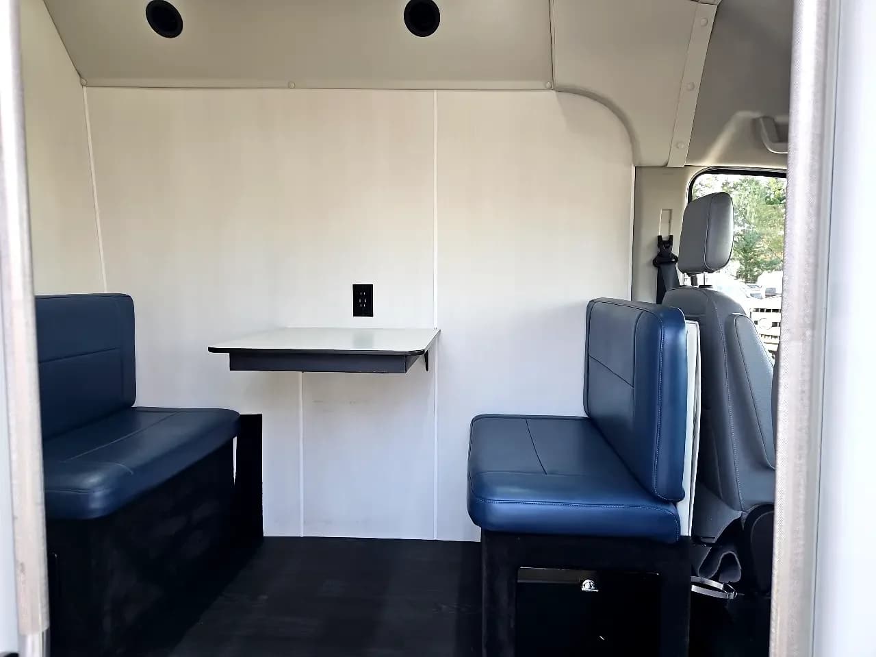 2019 Ford Transit T350 HD Passenger Van - Image 7