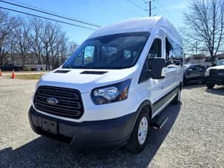 2019 Ford Transit 350 bus