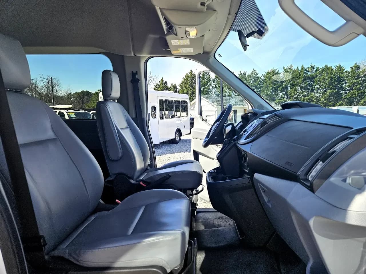 2019 Ford Transit 350 Passenger Van - Image 13