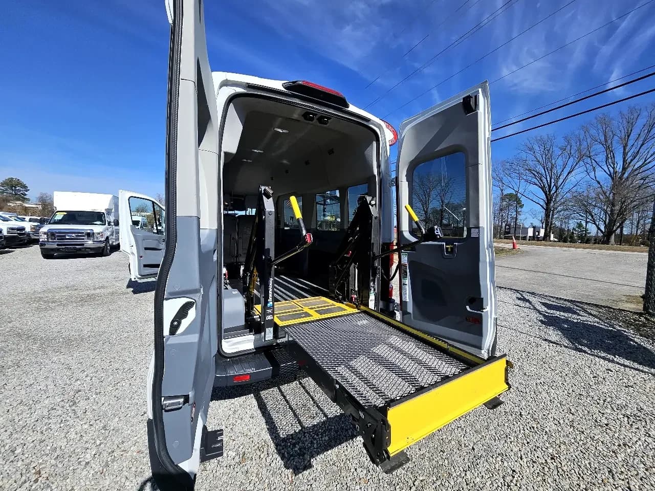 2019 Ford Transit 350 Passenger Van - Image 7