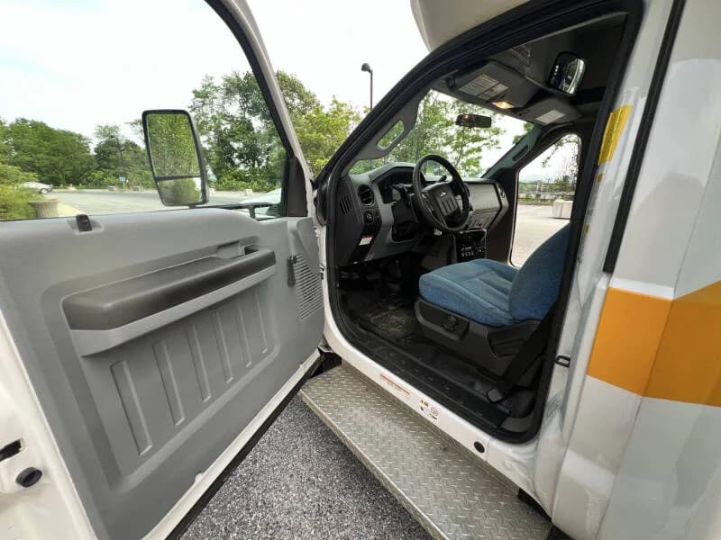F550 #24694 - Image 7