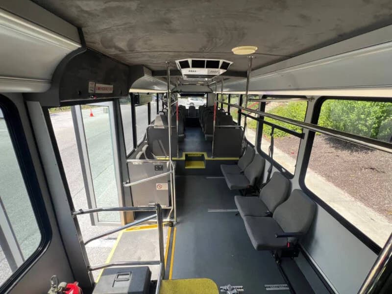 2015 IC HC Eldorado ADA Shuttle Bus - Image 7
