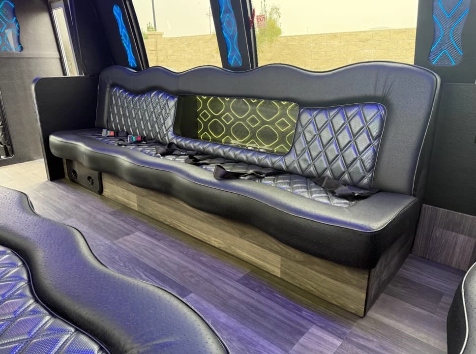 2018 Ford E450 KSIR Party Bus - Image 13