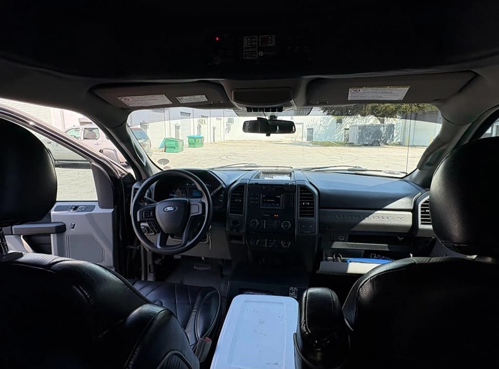 2018 Ford F550 Party Bus - Image 3