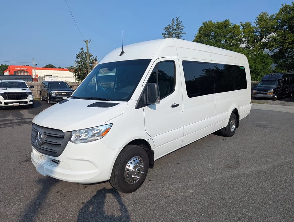 2022 Mercedes Benz Sprinter 3500 Limo Bus - Image 3