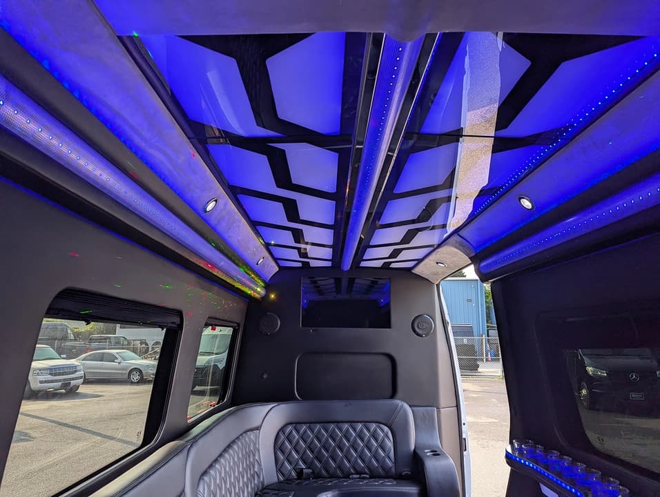 2022 Mercedes Benz Sprinter 3500 Limo Bus - Image 10