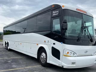 2007 Motor Coach Industries D4505 bus