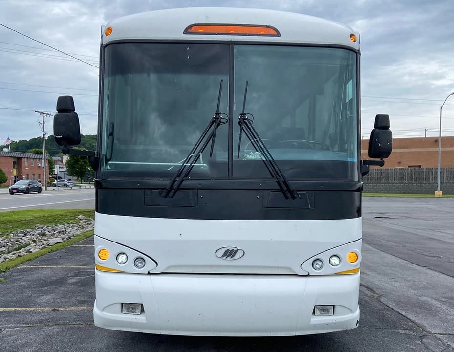 2007 MCI D4505 Coach Bus - Image 4