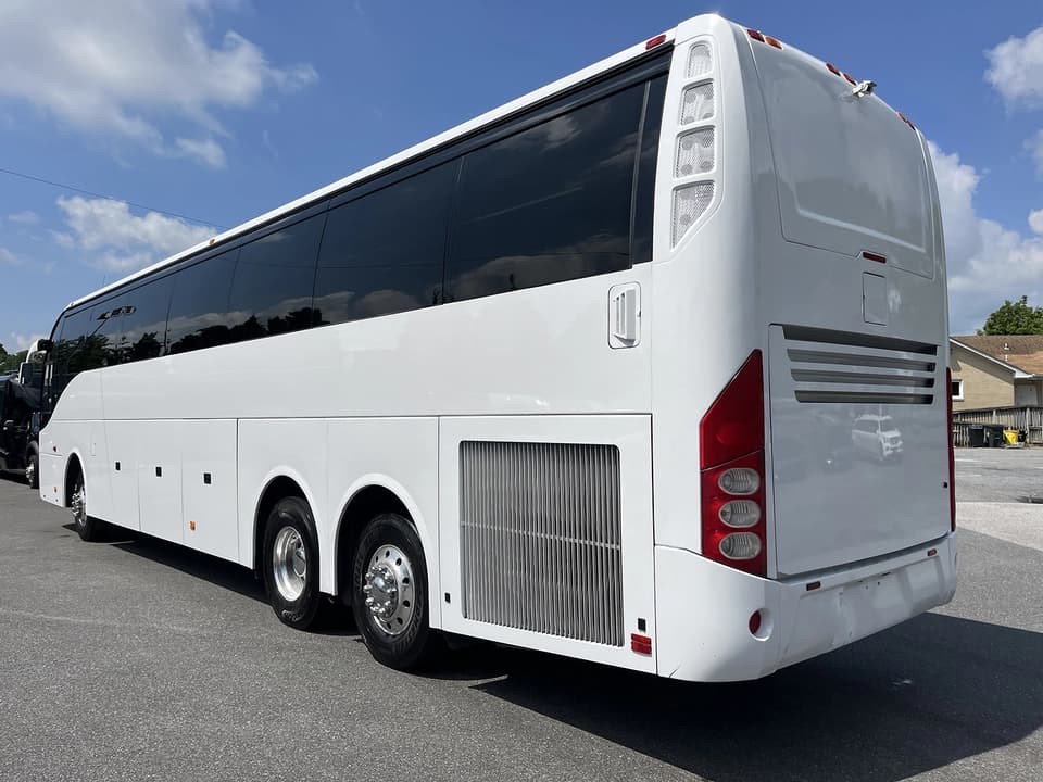 2013 Volvo 9700 Coach Bus - Image 2