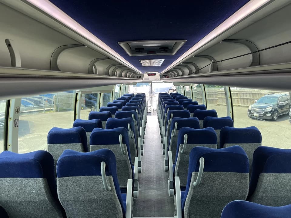 2013 Volvo 9700 Coach Bus - Image 3