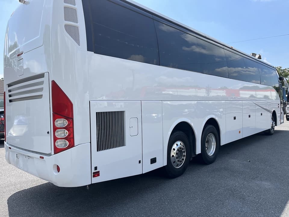 2013 Volvo 9700 Coach Bus - Image 6
