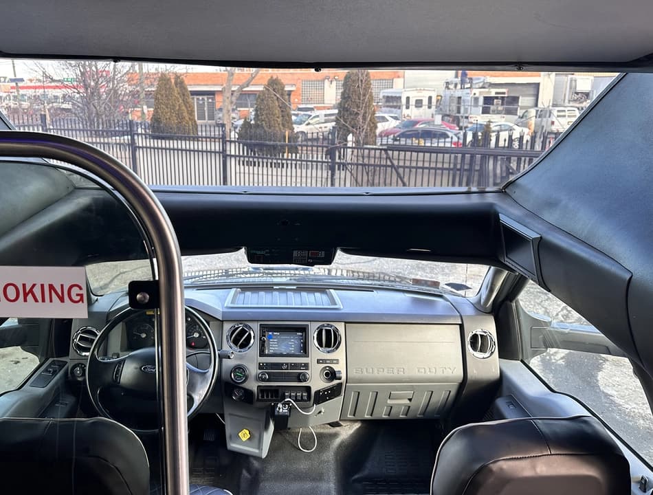 2013 Ford F650 Grech Executive Shuttle Bus - Image 13
