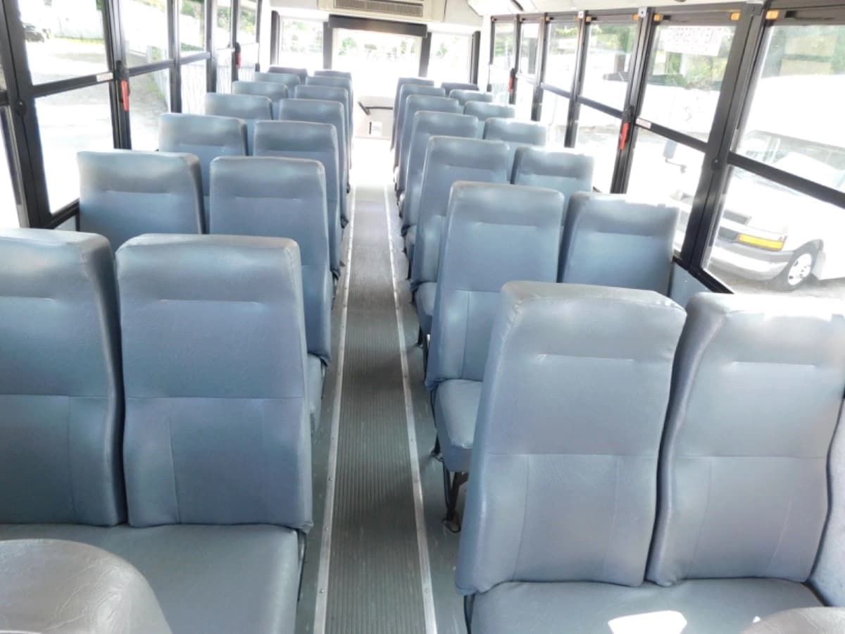 2013 Freightliner Thomas B2 Shuttle Bus - Image 7