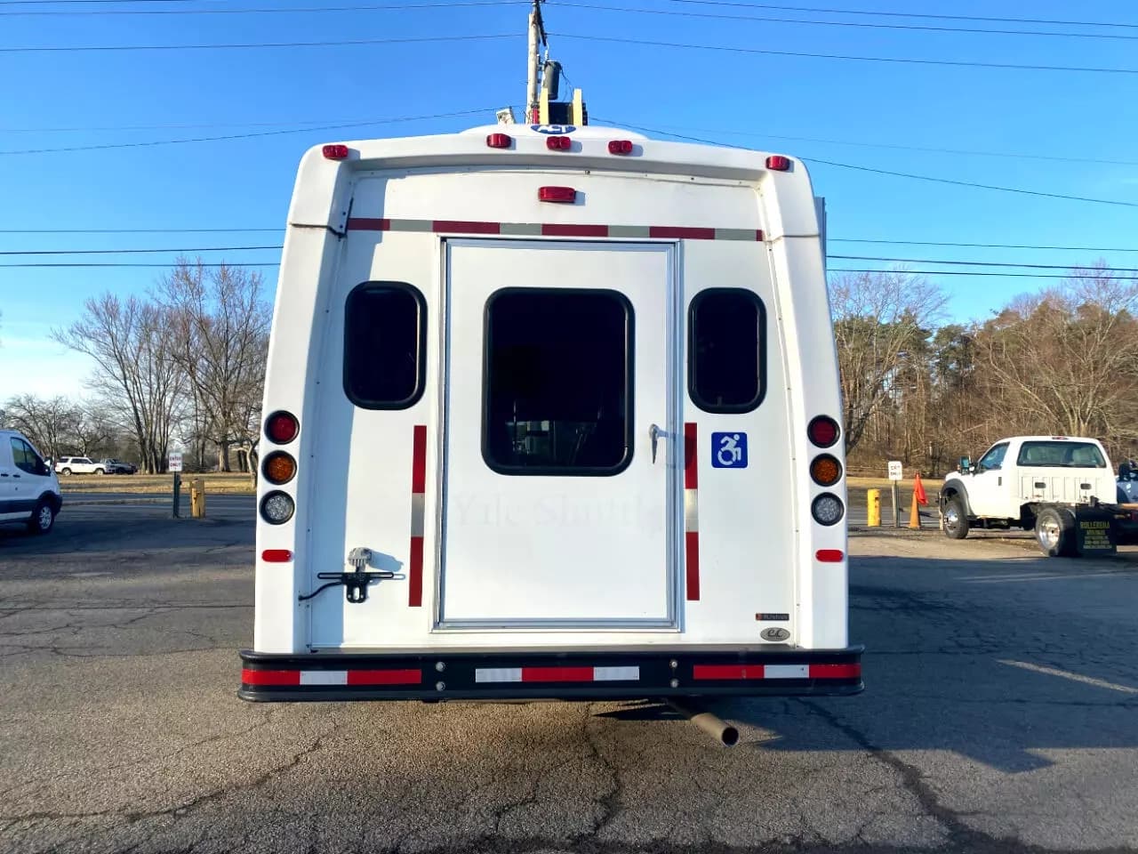 2017 Ford Econoline ADA Shuttle Bus - Image 7