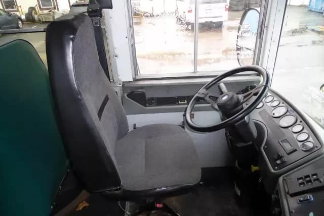 2005 Blue Bird All American School Bus - Image 6