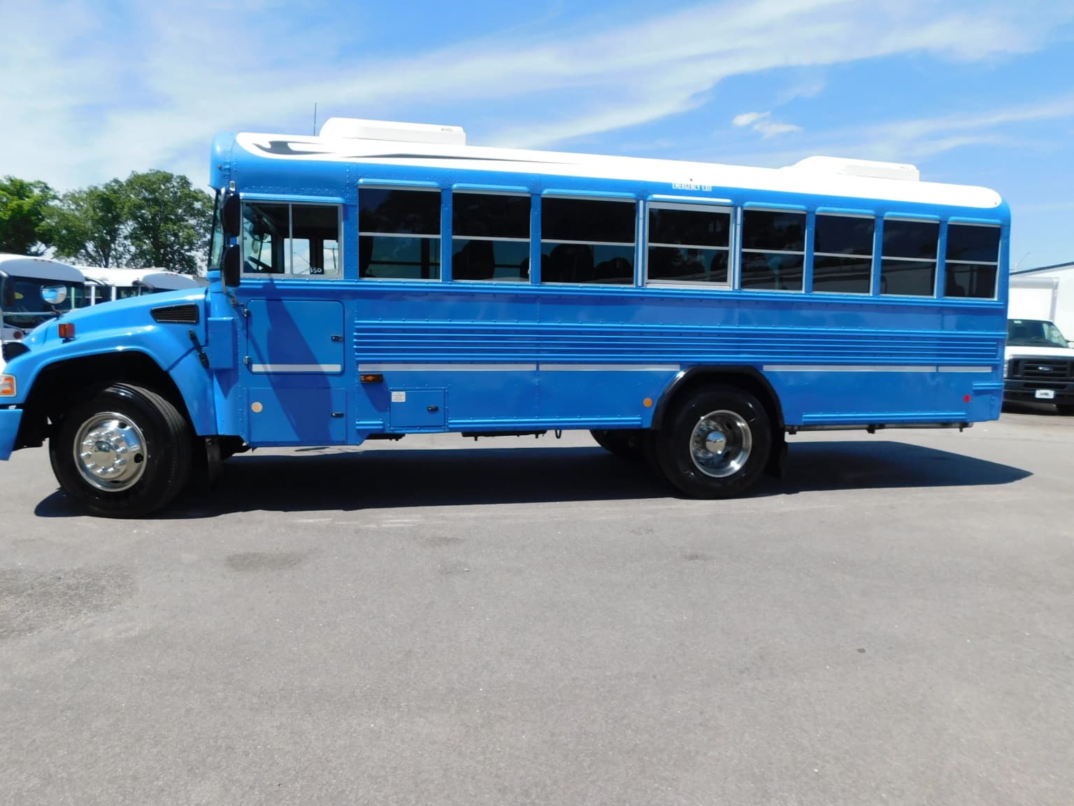 2015 Blue Bird School Bus - Image 4