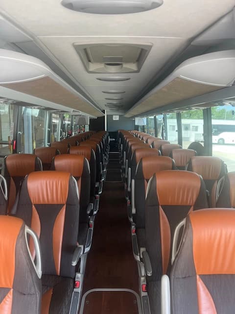 2017 Setra S407CC Motor Coach - Image 9