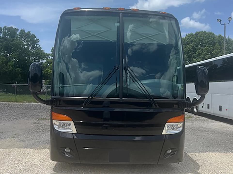 2017 Setra S407CC Motor Coach - Image 6