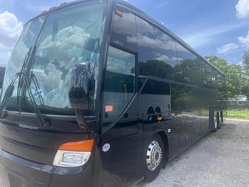 2017 Setra S407CC Motor Coach - Image 2