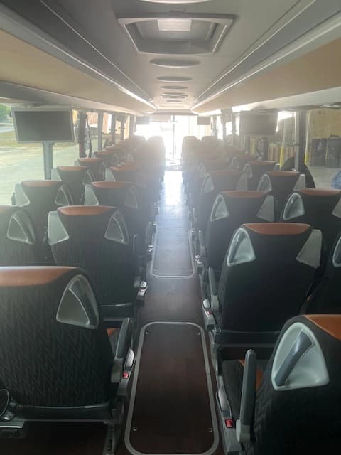 2017 Setra S407CC Motor Coach - Image 10