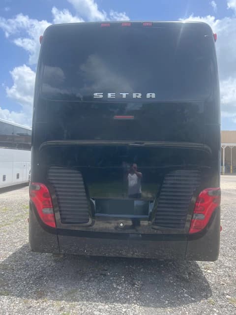 2017 Setra S407CC Motor Coach - Image 3