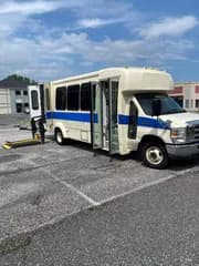 2012 Ford E450 bus