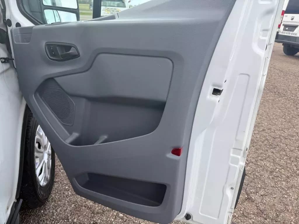 2016 Ford Transit Passenger Van - Image 13