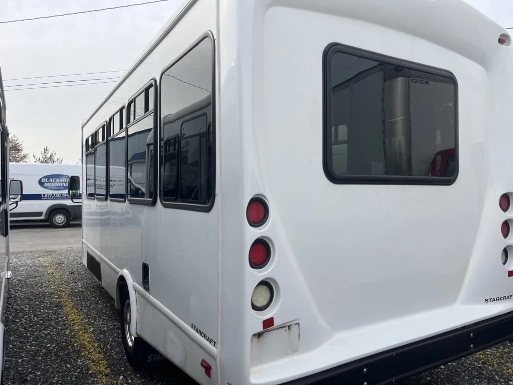2017 Ford E450 ADA Shuttle Bus - Image 2