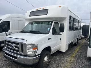 2017 Ford E450 bus