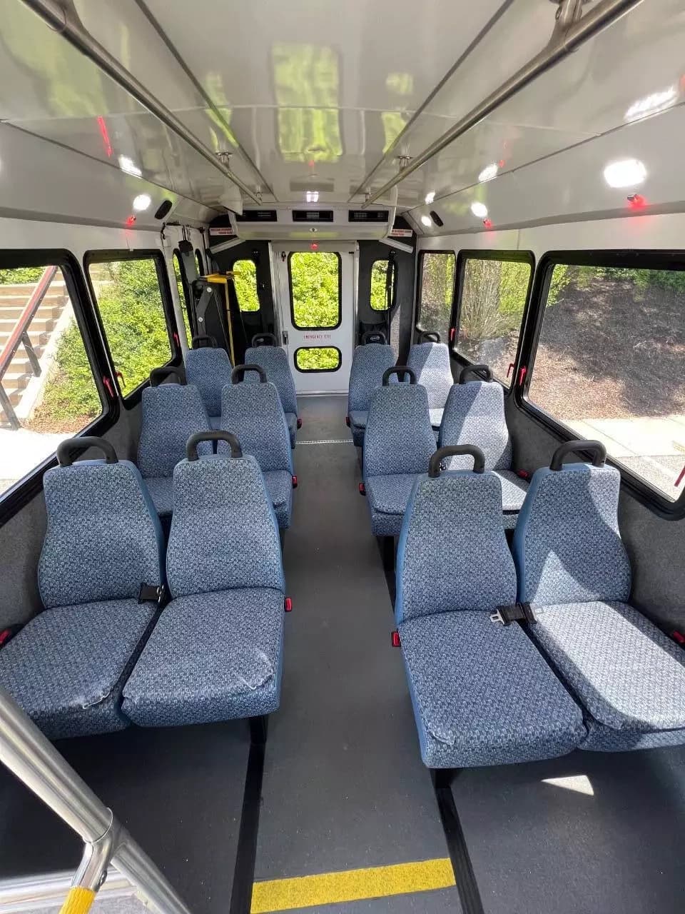 2017 Ford E450 ADA Shuttle Bus - Image 5