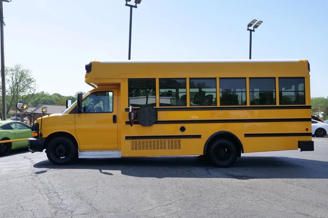 2011 GMC Savana ADA School Bus - Image 8