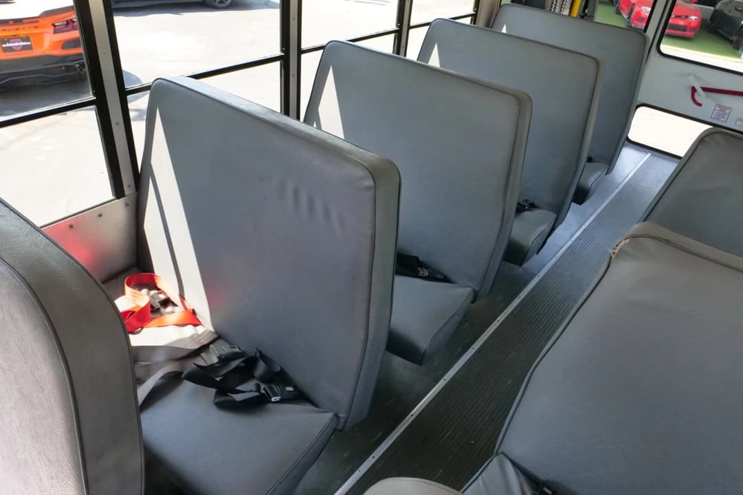 2011 GMC Savana ADA School Bus - Image 20