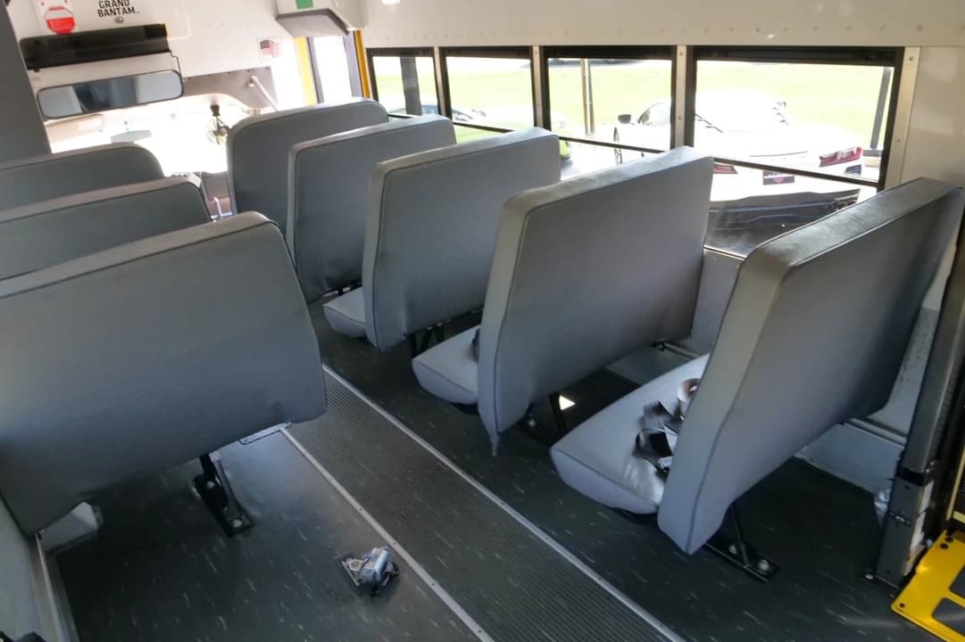 2011 GMC Savana ADA School Bus - Image 27